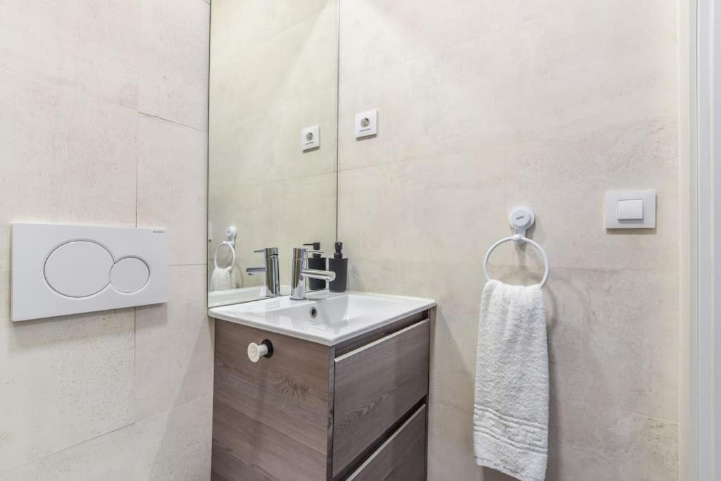 Appartement Unique Flat La Latina * Billiard & Darts à Madrid Extérieur photo